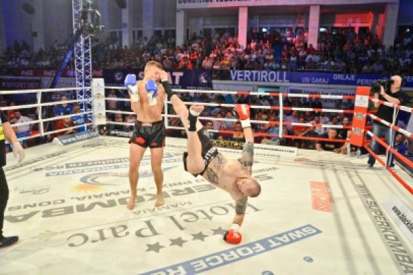 KO-ul reuşit de constănţeanul Alex Filip, desemnat cel mai bun al săptămânii în ancheta televiziuni americane AXS TV